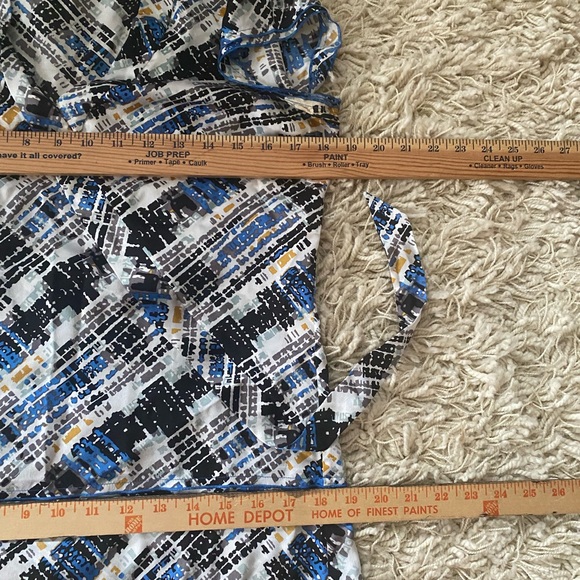 BCBG MAX AZRIA LARKSPUR BLUE COMBO WITH ASYMMETRICA Top - Picture 8 of 11